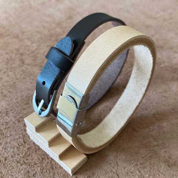 Schnallen- und Klippverschlusss von Lederarmbändern